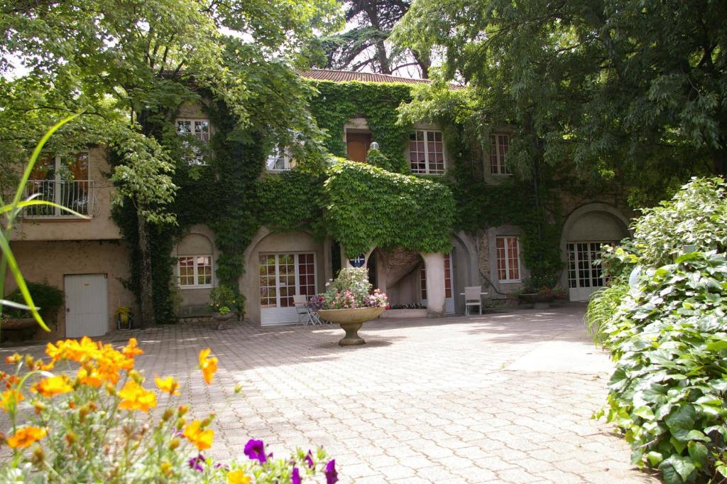 ホテル Le Cedre De Soyons エクステリア 写真